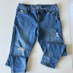 Reitmans Blue Ankle Cropped Jeans with Distressed Details